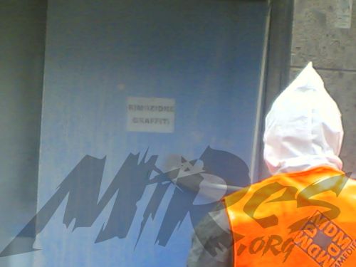 RIMOZIONE GRAFFITI